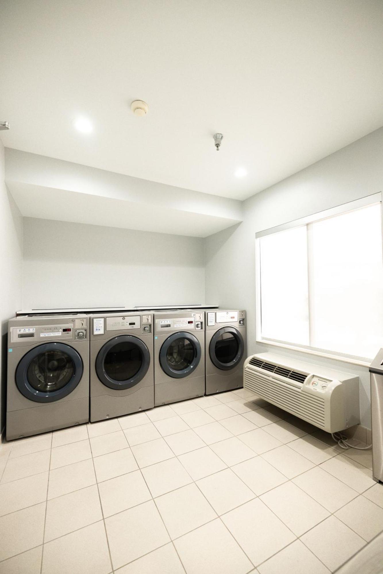 Surestay Plus Hotel By Best Western Yucca Valley Joshua Tree Bagian luar foto