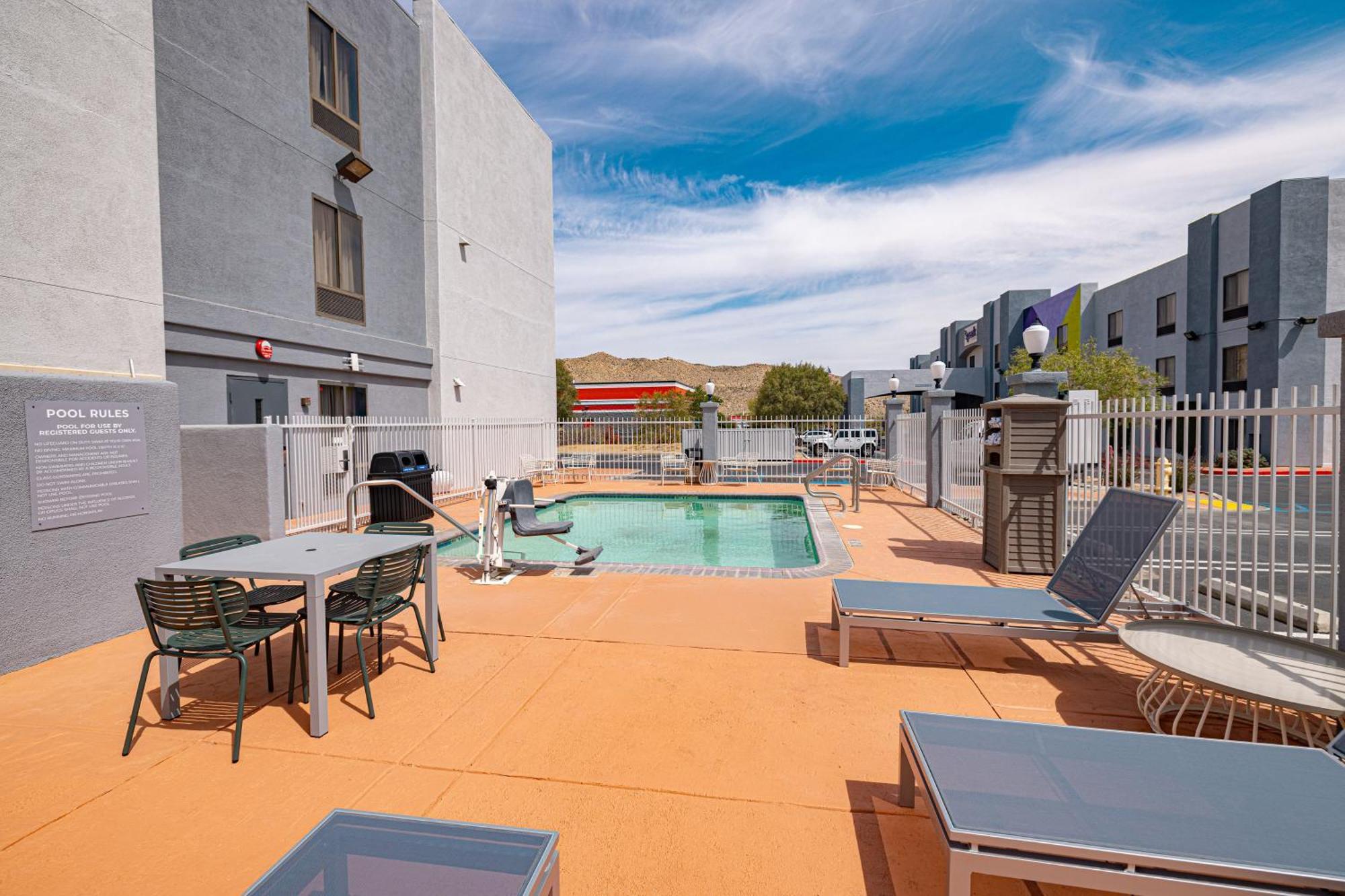 Surestay Plus Hotel By Best Western Yucca Valley Joshua Tree Bagian luar foto